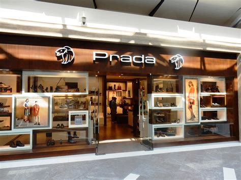 prada galerias toluca|prada mujer.